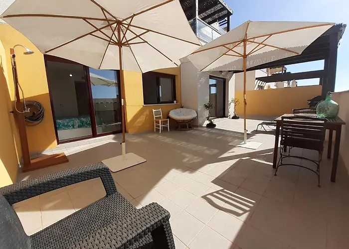 Apartamento En Aguilas Con Amplia Terraza Y Piscina